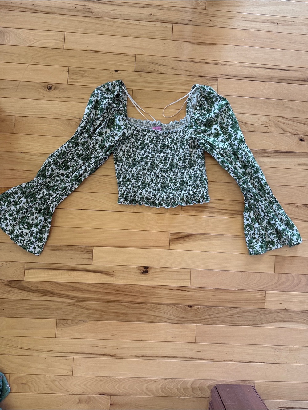 miami Green Floral Smocked Long-Sleeve Crop Top